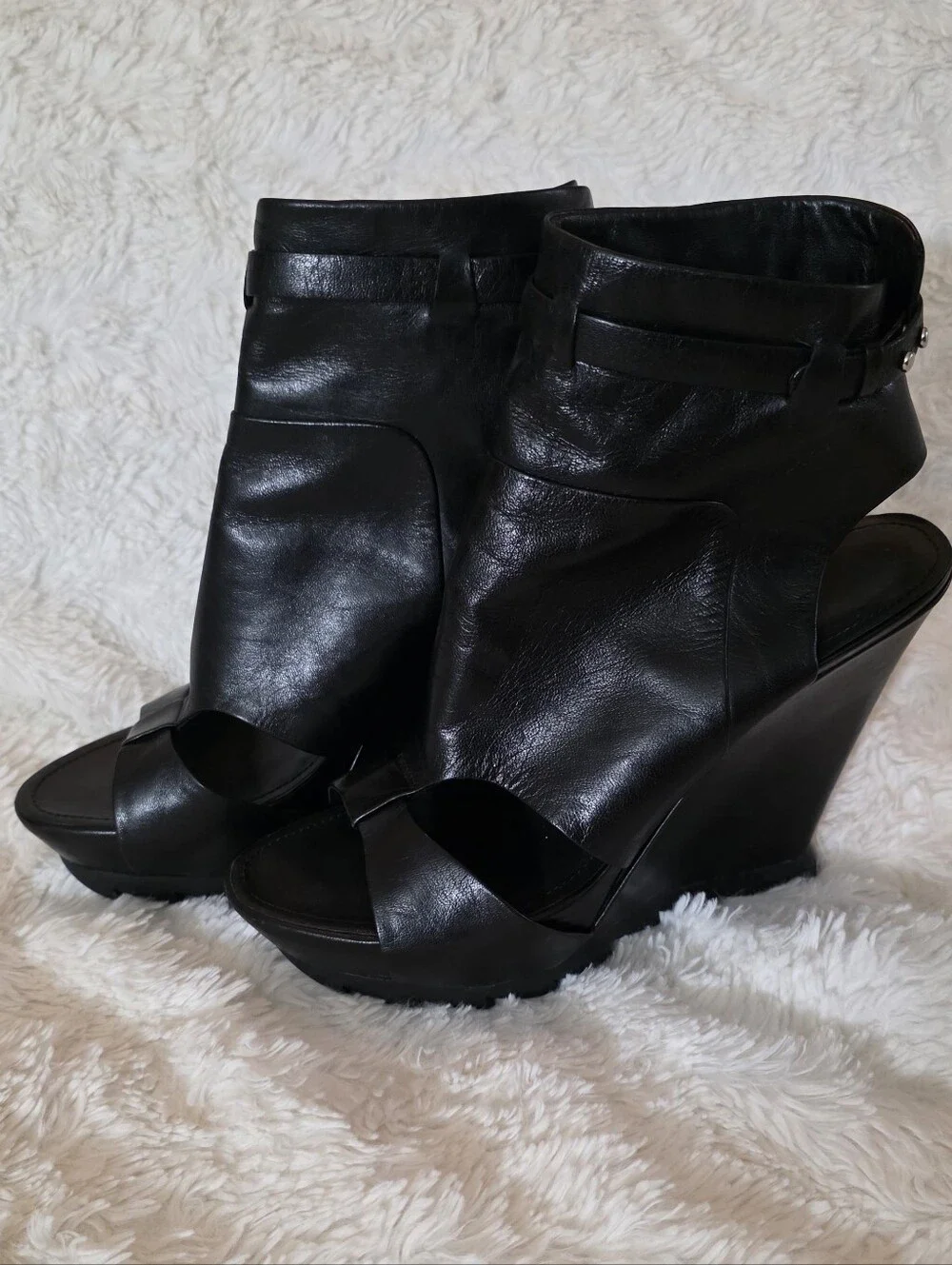 Camilla Skovgaard Black Leather Sawtooth Wedge Sandals Open Toe 39.5
